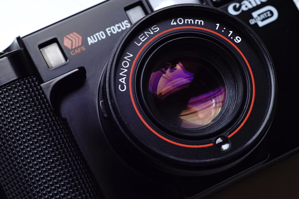 世界的に有名な Canon スーパー オートボーイ DATE QUARTZ AF35ML フィルムカメラ